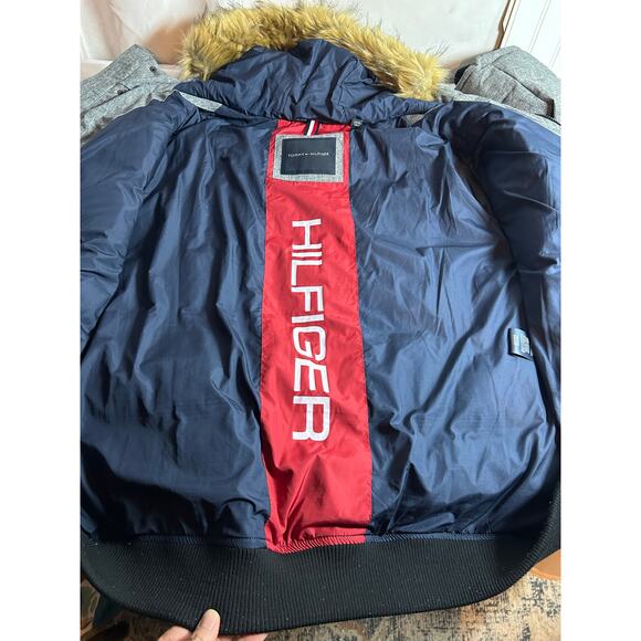 Tommy Hilfiger Men's Short Snorkel Coat/puffer Size XXXL NWOT gray  fur hoodie ￼ - Picture 9 of 15